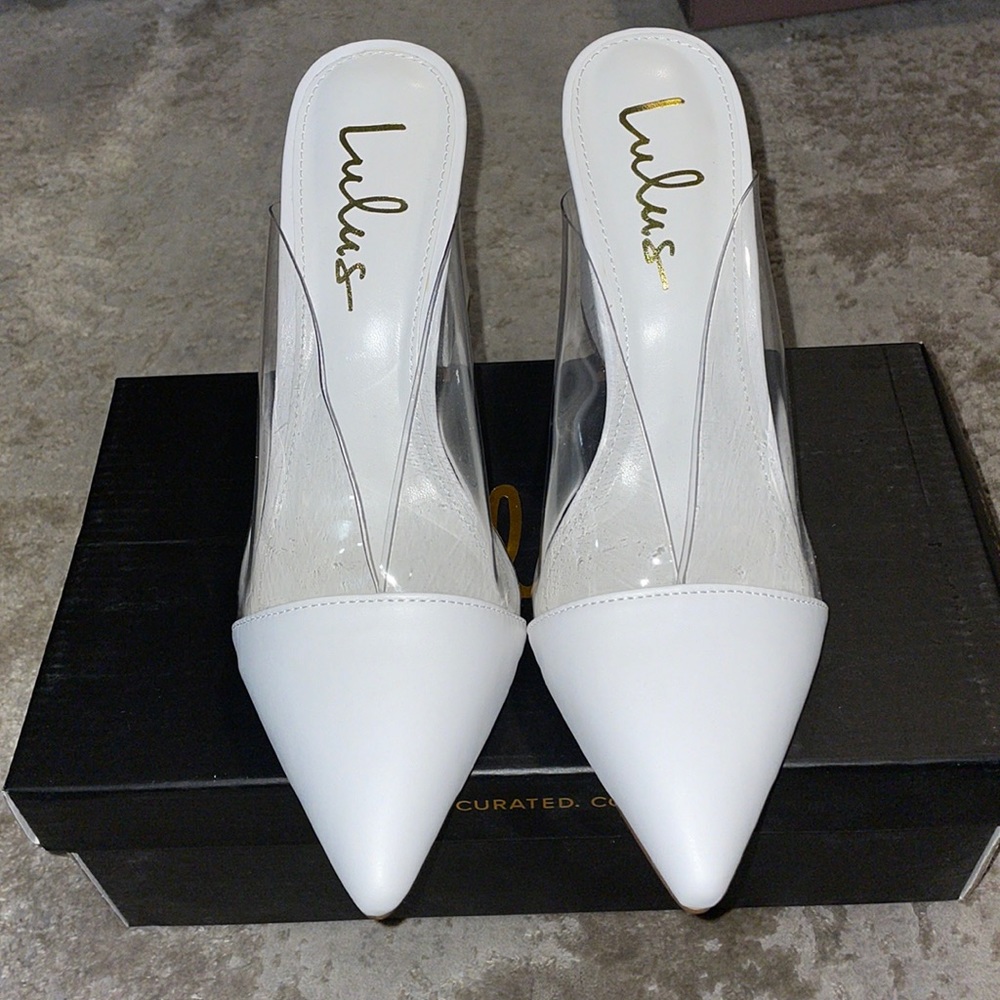 NWT size 8 Lulus heels